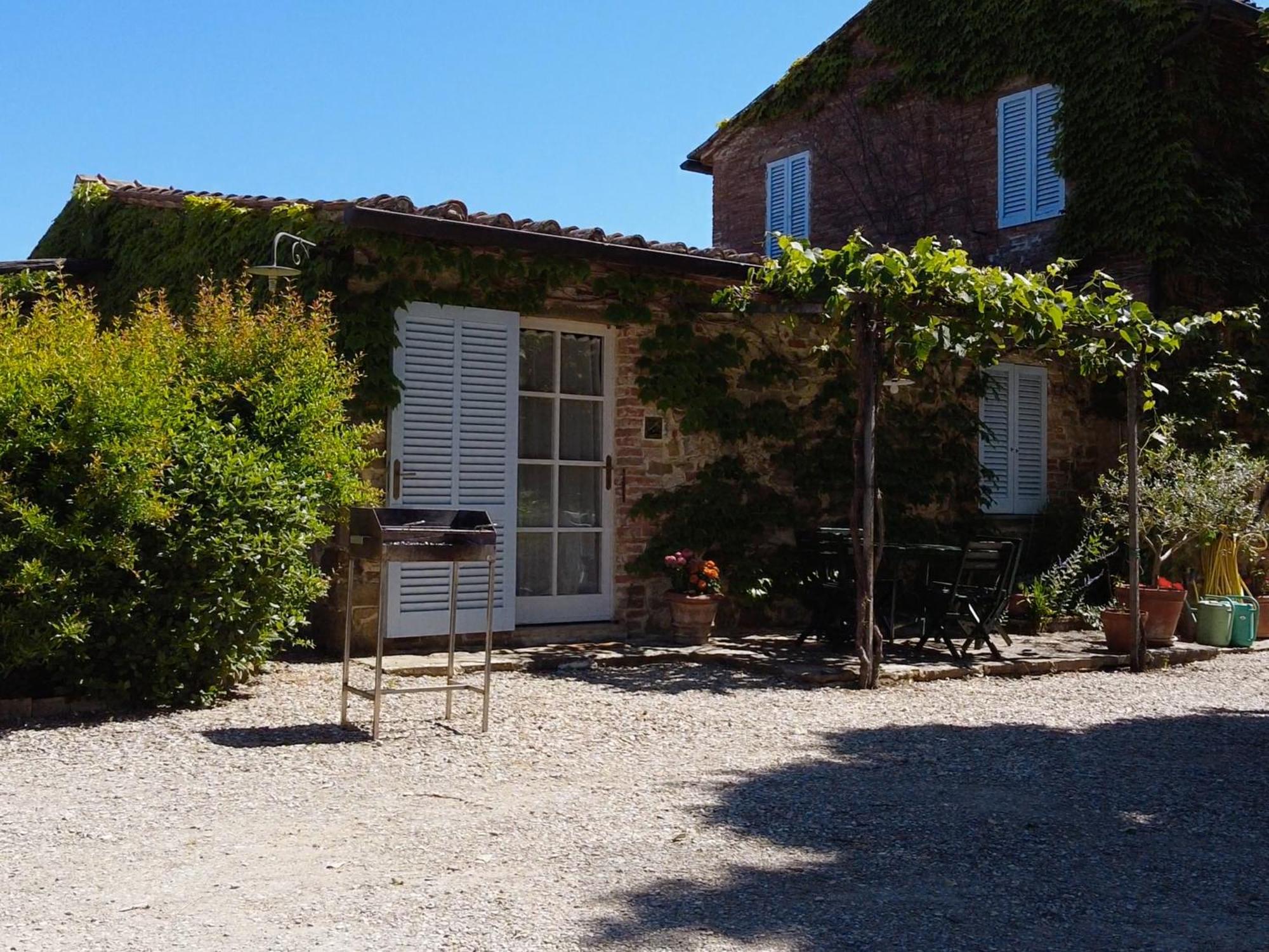 Agriturismo Fattoria Santa Vittoria Pozzo  Εξωτερικό φωτογραφία